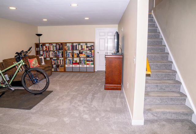 34 Lavoie Drive, Essex Junction, VT 05452