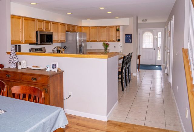 34 Lavoie Drive, Essex Junction, VT 05452