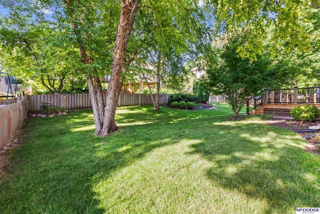 16717 Leavenworth Circle, Omaha, NE 68118