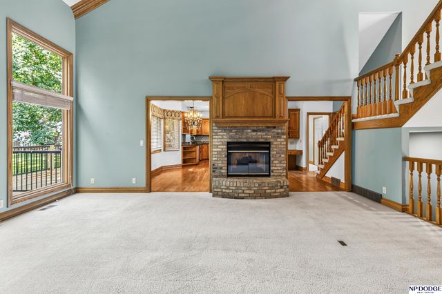 16717 Leavenworth Circle, Omaha, NE 68118