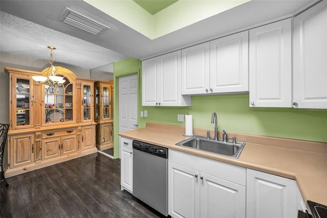 1121 QUEEN ANNE DRIVE C, Palm Harbor, FL 34684