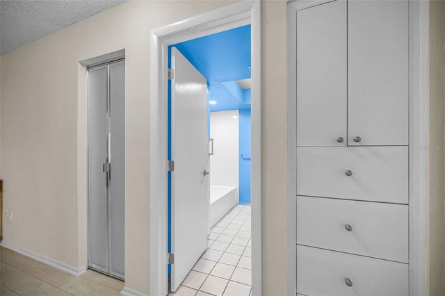 1121 QUEEN ANNE DRIVE C, Palm Harbor, FL 34684