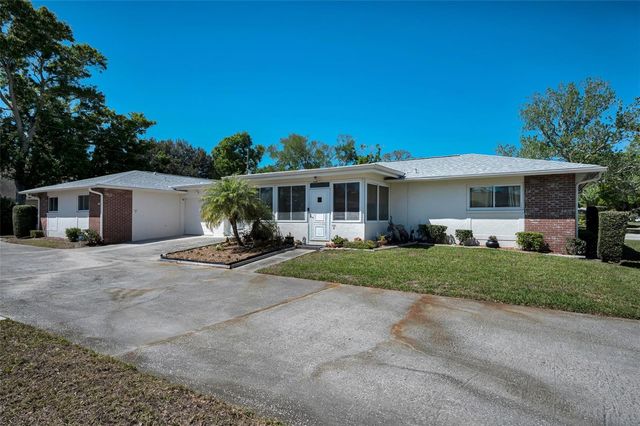 1121 QUEEN ANNE DRIVE C, Palm Harbor, FL 34684