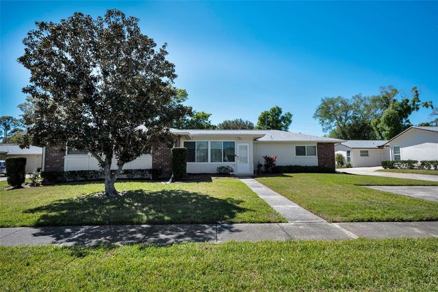 1121 QUEEN ANNE DRIVE C, Palm Harbor, FL 34684