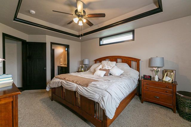 4873 W JACK PINE COURT, Appleton, WI 54913
