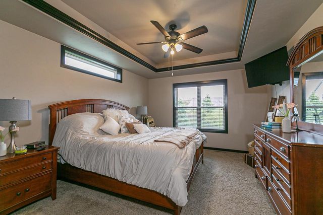 4873 W JACK PINE COURT, Appleton, WI 54913