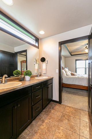 4873 W JACK PINE COURT, Appleton, WI 54913
