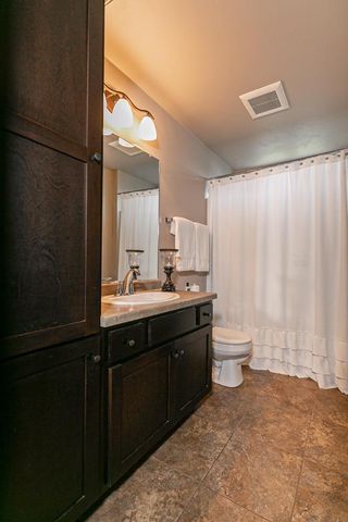 4873 W JACK PINE COURT, Appleton, WI 54913