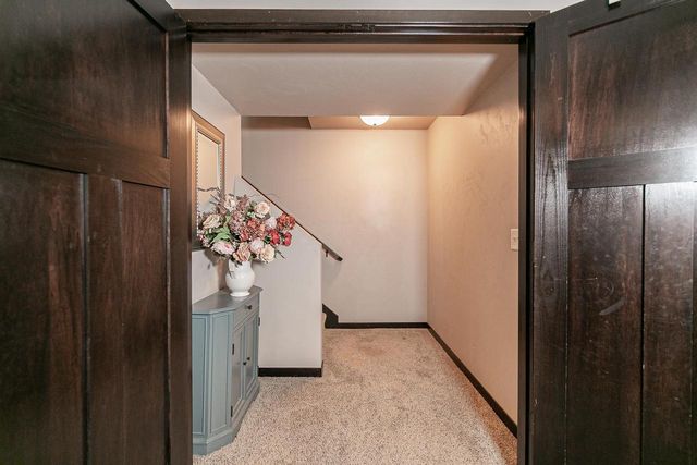 4873 W JACK PINE COURT, Appleton, WI 54913