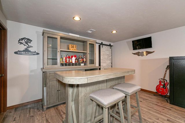 4873 W JACK PINE COURT, Appleton, WI 54913