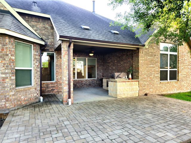 22106 Flashing Ridge Drive, Spring, TX 77389