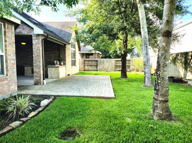 22106 Flashing Ridge Drive, Spring, TX 77389