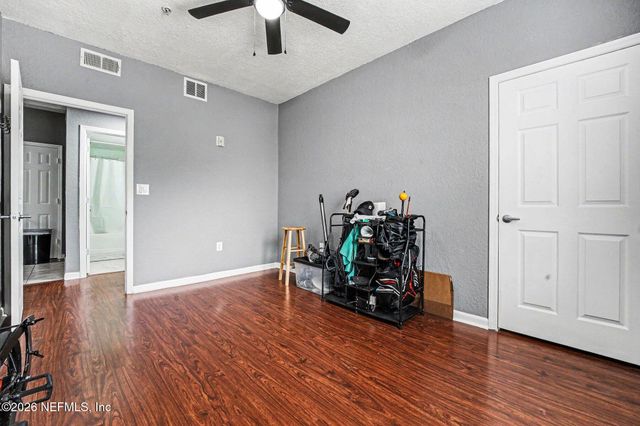 8539 GATE Parkway W 633, Jacksonville, FL 32216