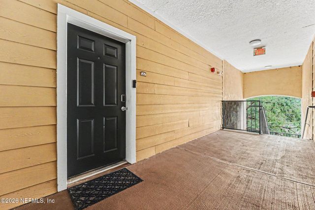 8539 GATE Parkway W 633, Jacksonville, FL 32216