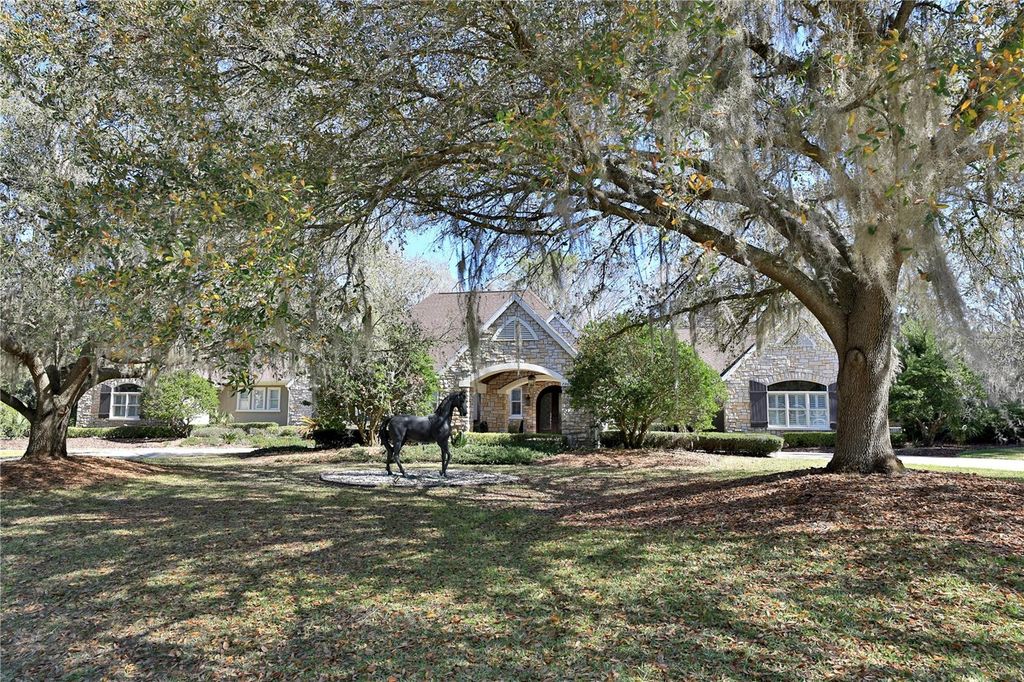 Image 1 of property listing at 7963 SE 12TH CIRCLE, Ocala, FL 34480