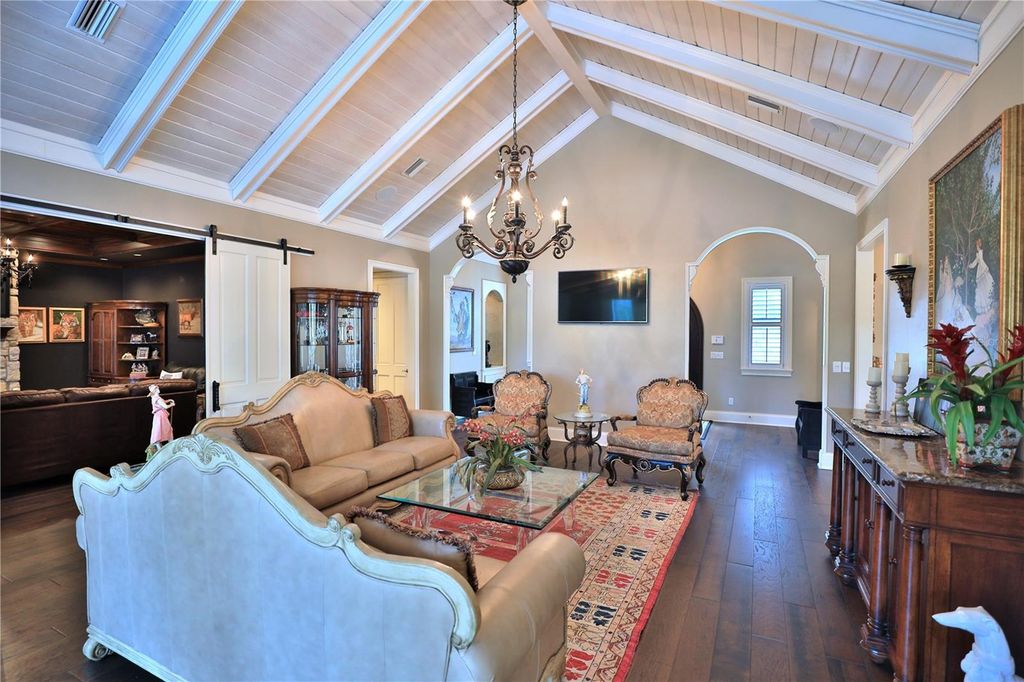 Image 13 of property listing at 7963 SE 12TH CIRCLE, Ocala, FL 34480