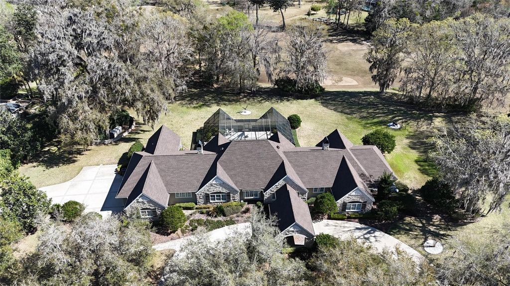 Image 48 of property listing at 7963 SE 12TH CIRCLE, Ocala, FL 34480