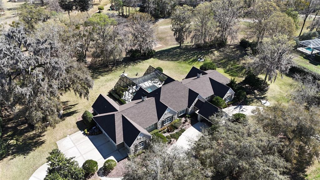 Image 49 of property listing at 7963 SE 12TH CIRCLE, Ocala, FL 34480