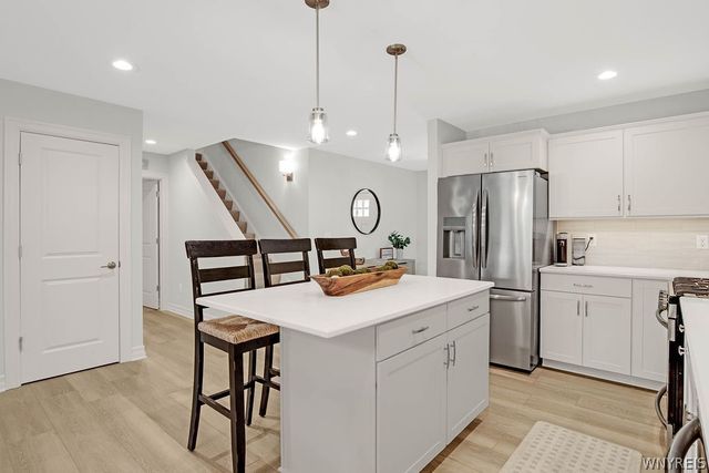 24 B Essex Woods Lane, Amherst, NY 14228