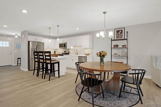 24 B Essex Woods Lane, Amherst, NY 14228