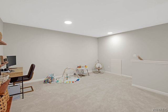 24 B Essex Woods Lane, Amherst, NY 14228