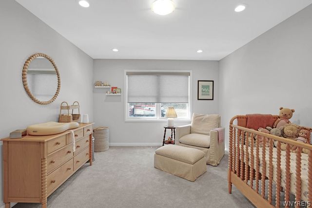 24 B Essex Woods Lane, Amherst, NY 14228