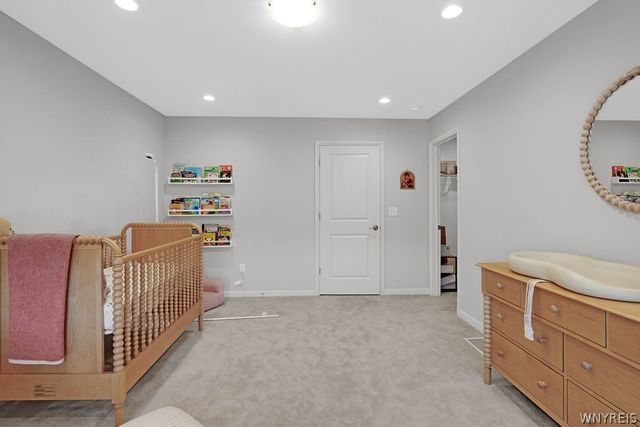 24 B Essex Woods Lane, Amherst, NY 14228