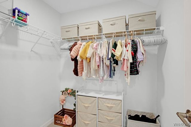 24 B Essex Woods Lane, Amherst, NY 14228