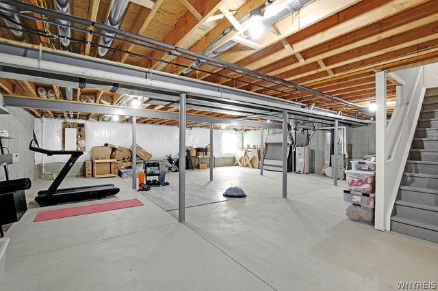 24 B Essex Woods Lane, Amherst, NY 14228