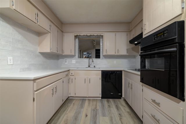 7325 Normandy Road, Fort Worth, TX 76112