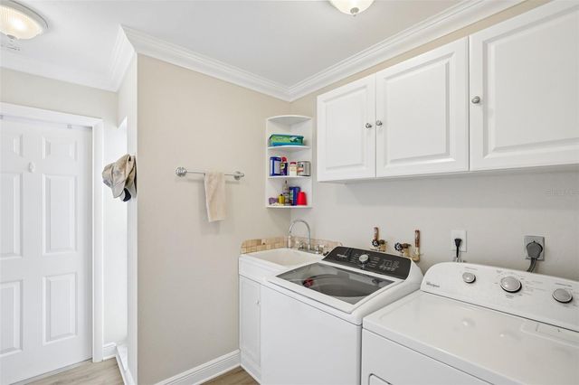 530 MAGELLAN DRIVE, Sarasota, FL 34243