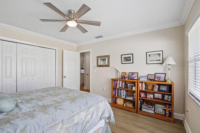 530 MAGELLAN DRIVE, Sarasota, FL 34243
