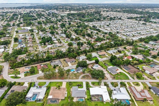 530 MAGELLAN DRIVE, Sarasota, FL 34243