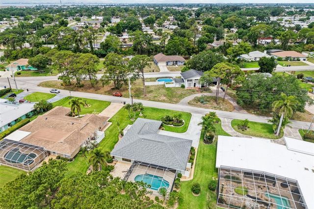 530 MAGELLAN DRIVE, Sarasota, FL 34243