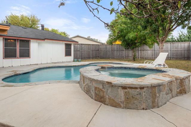10212 W Rutland VLG, Austin, TX 78758