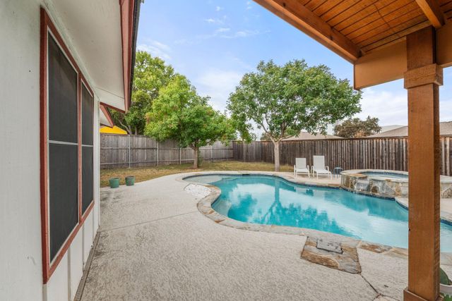10212 W Rutland VLG, Austin, TX 78758