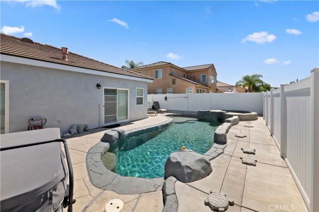 2243 Finch, San Jacinto, CA 92582