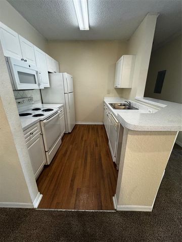 18001 RICHMOND PLACE DRIVE 1123, Tampa, FL 33647