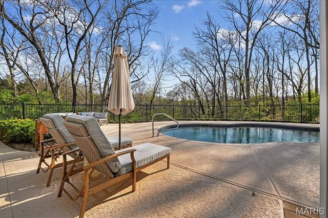 18110 Linden Grove Lane, Wildwood, MO 63038