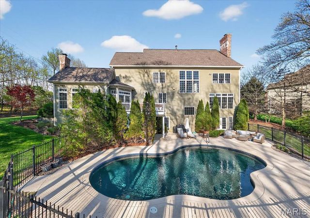 18110 Linden Grove Lane, Wildwood, MO 63038