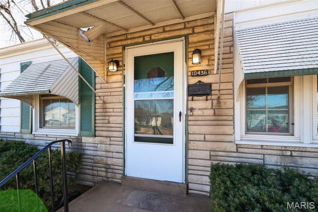 10436 Ewell Drive, St Louis, MO 63137