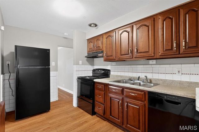 10436 Ewell Drive, St Louis, MO 63137