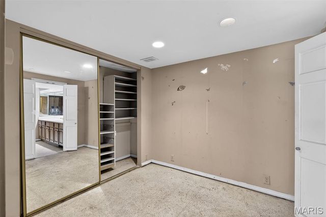 10436 Ewell Drive, St Louis, MO 63137