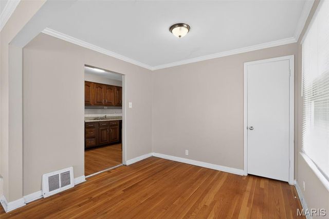 10436 Ewell Drive, St Louis, MO 63137