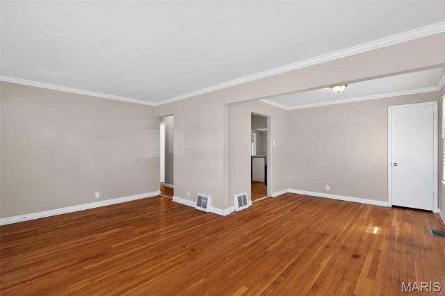 10436 Ewell Drive, St Louis, MO 63137