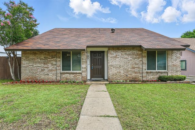 1231 Tiffany Lane, Lewisville, TX 75067