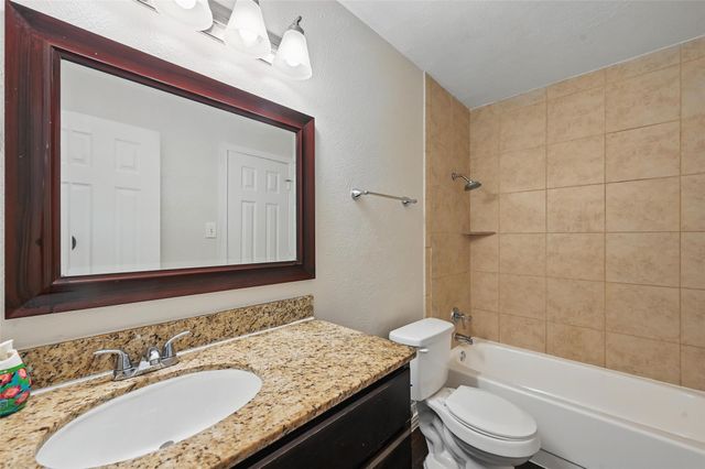 1231 Tiffany Lane, Lewisville, TX 75067