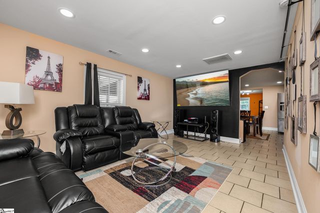 358 Finley Road, Easley, SC 29642