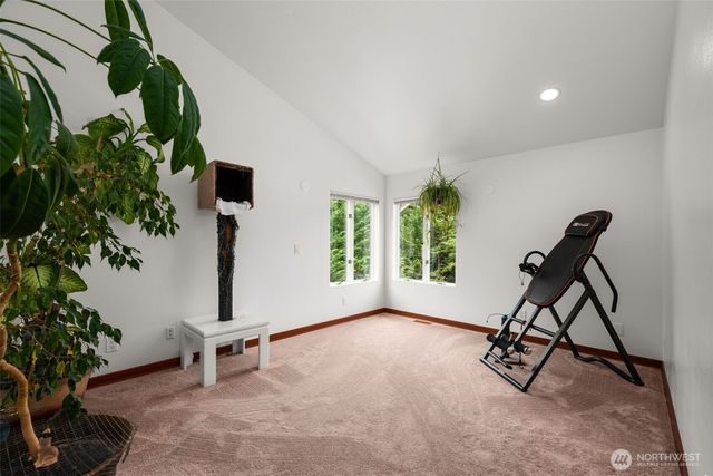 28713 207th Avenue SE, Kent, WA 98042