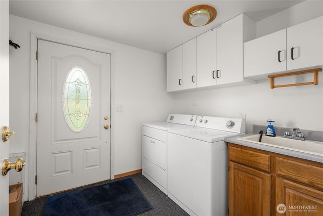 28713 207th Avenue SE, Kent, WA 98042